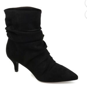 NWT JOURNEE  BLACK SUEDE SLOUCHY ANKLE BOOT 8M